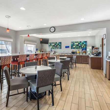Best Western Club House Inn & Suites Mineral Wells Exterior foto